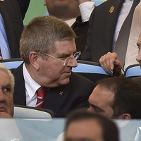 Thomas Bach y Vladimir Putin en la final del Mundial 2014