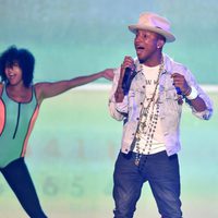 Pharrell Williams en los Premios Kids' Choice Sports