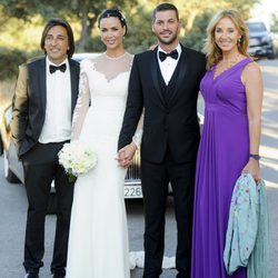 René Ramos y Vania Millán en su boda junto a Antonio Carmona y Mariola Orellana