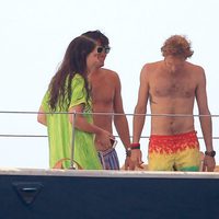 Andrea Casiraghi presume de torso desnudo junto a Tatiana Santo Domingo en Ibiza