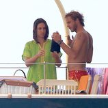 Andrea Casiraghi y Tatiana Santo Domingo en Ibiza a bordo del Pacha III