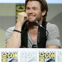 Chris Hemsworth presentando 'Los Vengadores: La era de Ultrón' en la Comic Con 2014