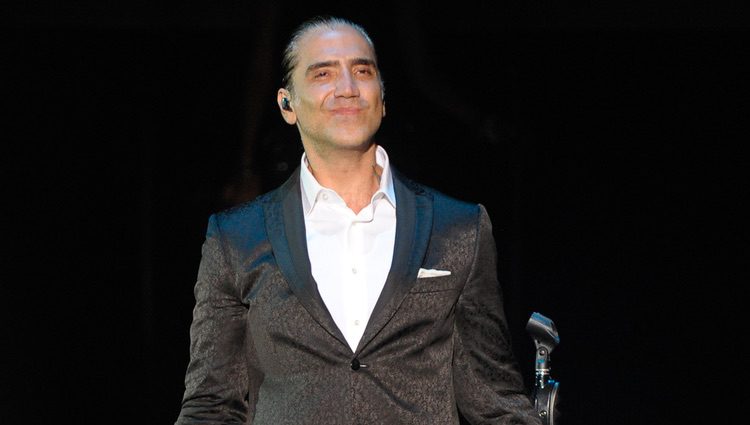 Alejandro Fernández durante su concierto en Marbella