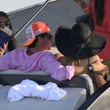 Paris Hilton y Álvaro Garnero en un barco en Ibiza