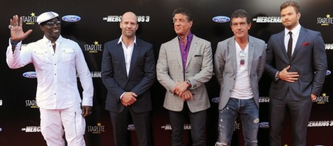 Wesley Snipes, Jason Statham, Sylvester Stallone, Antonio Banderas y Kellan Lutz en el estreno de 'Los Mercenarios 3' en Marbella