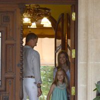 La Princesa Leonor cierra la puerta de Marivent tras su primer posado como Princesa de Asturias