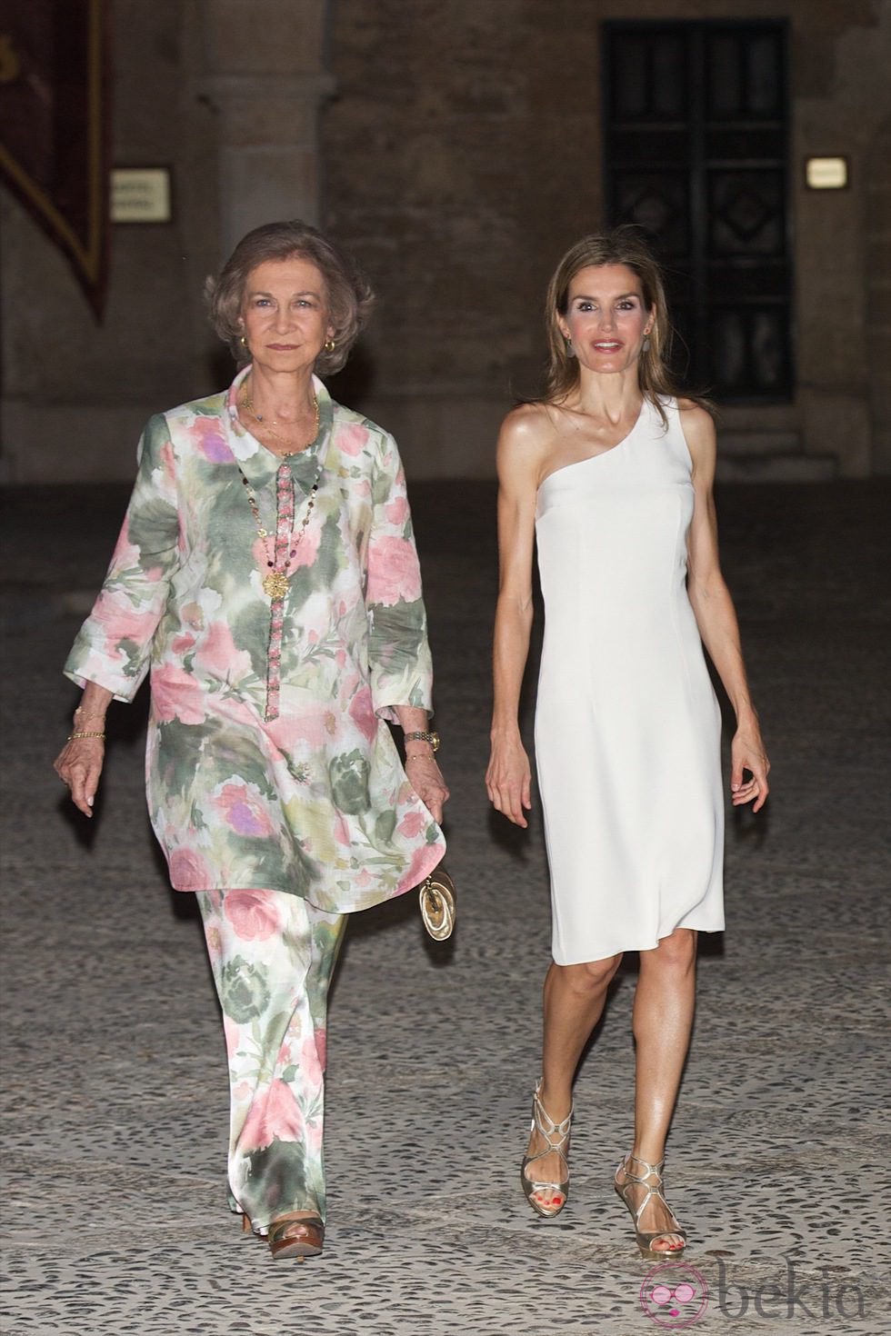 La reina Letizia y la reina Sofía en la recepción oficial de Mallorca
