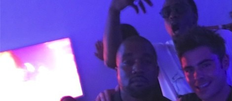 Kanye West, Zac Efron, Diddy, Paris Hilton y Kim Kardashian de fiesta en Ibiza