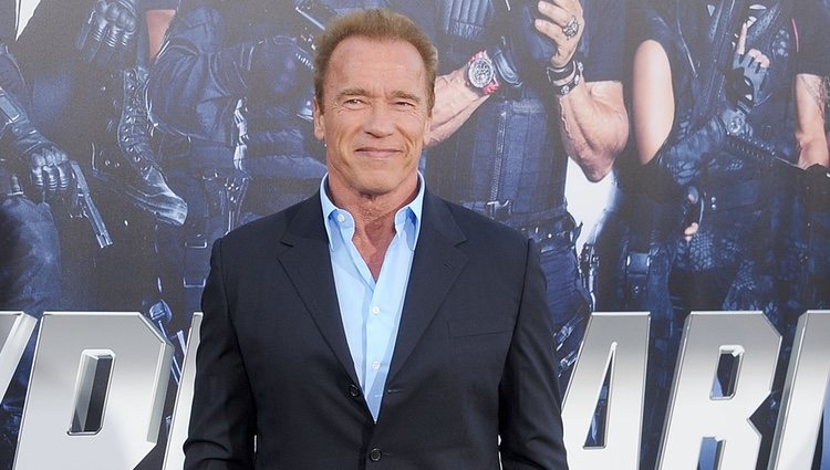 Arnold Schwarzenegger en el estreno de 'Los mercenarios 3' en Los Angeles