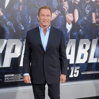 Arnold Schwarzenegger en el estreno de 'Los mercenarios 3' en Los Angeles