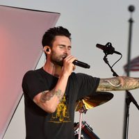 Maroon 5 durante los ensayos de los MTV Video Music Awards 2014