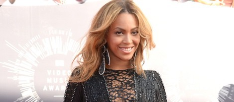 Beyoncé en la alfombra roja de los MTV Video Music Awards 2014