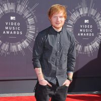 Ed Sheeran en la alfombra roja de los MTV Video Music Awards 2014