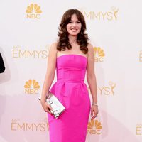 Zooey Deschanel en la red carpet de los Emmys 2014