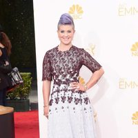 Kelly Osbourne en la alfombra roja de los Premios Emmy 2014