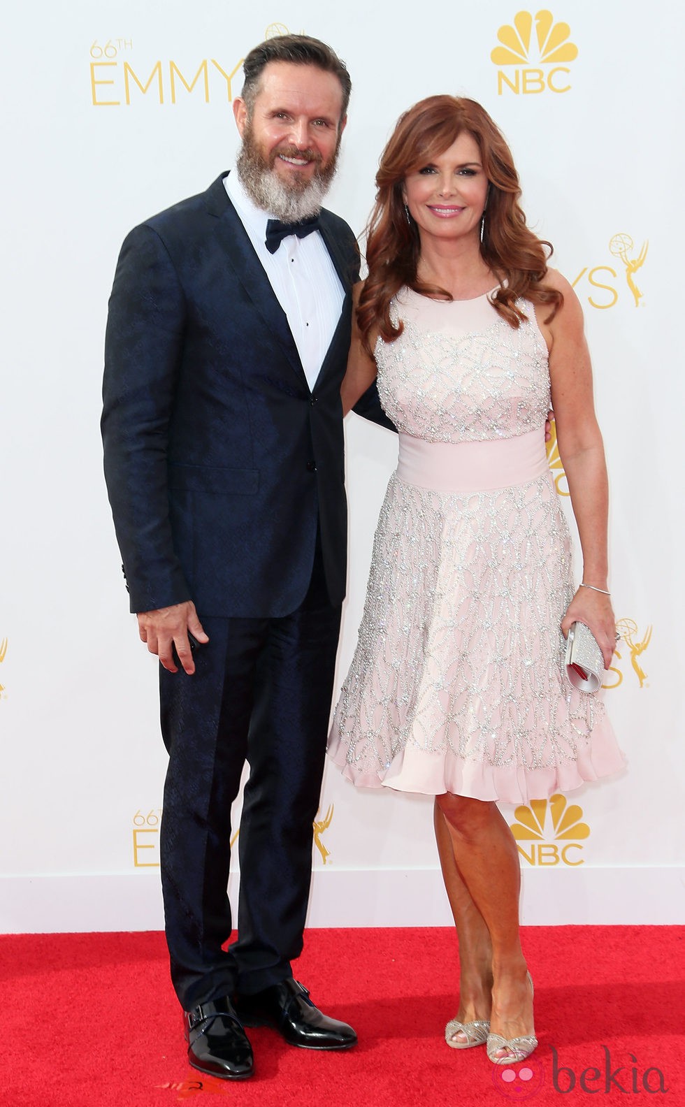 Mark Burnett y Roma Downey en la alfombra roja de los Premios Emmy 2014