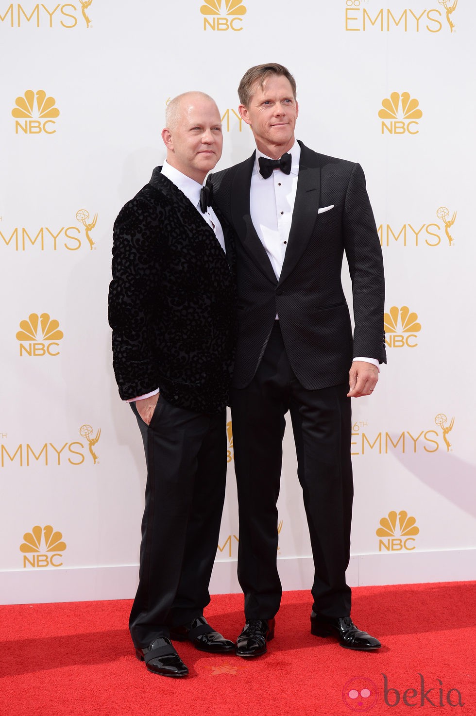 Ryan Murphy y David Miller en la alfombra roja de los Premios Emmy 2014