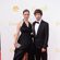 Simon Helberg y Jocelyn Towne en la alfombra roja de los Premios Emmy 2014