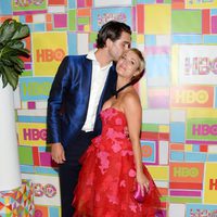 Kaley Cuoco y Ryan Sweeting en la fiesta de HBO tras los Emmy 2014