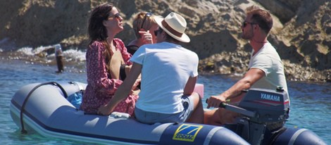 Liv Tyler en Formentera con su hijo, su novio y la madre de Kate Moss