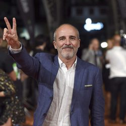 Fernando Guillén Cuervo feliz en el estreno de 'Isabel' en el FesTVal de Vitoria 2014