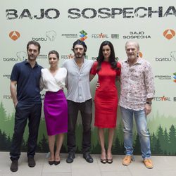 Pedro Alonso, Alicia Borrachero, Yon González, Blanca Romero y Lluis Homar presentan 'Bajo Sospecha' en el FesTVal de Vitoria 2014