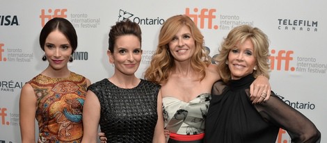 Abigail Spencer, Tina Fey, Connie Britton y Jane Fonda en el estreno de 'Ahí os quedáis' en el Festival de Toronto 2014