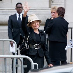 Barbara Walters en el funeral de Joan Rivers