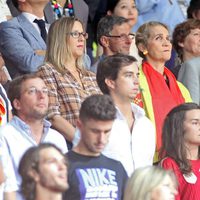 La Infanta Elena y Carlos García Revenga en el partido de baloncesto Francia-España del Mundial 2014
