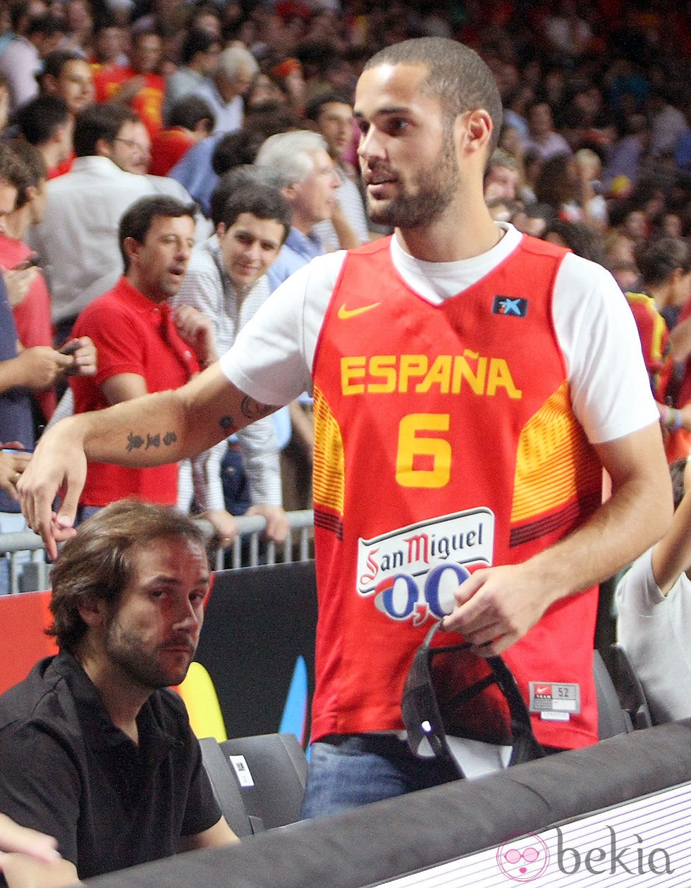 Mario Suárez en el partido del Mundial de Baloncesto 2014 Francia-España