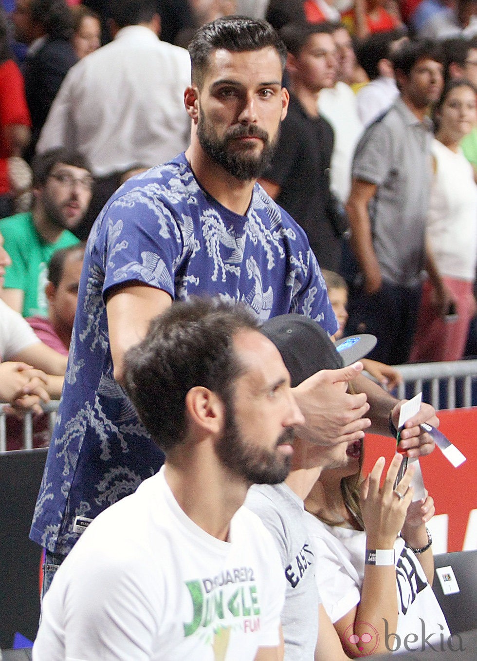 Miguel Ángel Moyá y Juanfran en el partido del Mundial de Baloncesto 2014 Francia-España