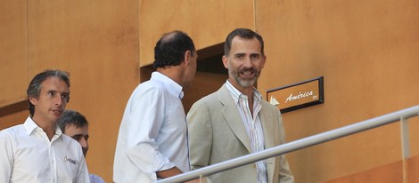 Felipe VI visita el Mundial de Vela de Santander