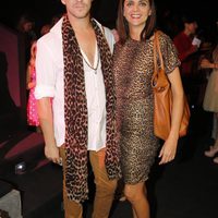 Macarena Gómez y Aldo Comas en el desfile de Teresa Helbig en Madrid Fashion Week primavera/verano 2015