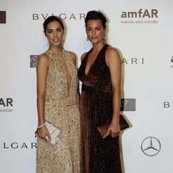 Yasmine Le Bon y Amber Le Bon en la cena benéfica de amfAR durante La Semana de la Moda de Milán 2014