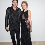 Johnny Wujek y Bella Thorne en la cena benéfica de amfAR durante La Semana de la Moda de Milán 2014