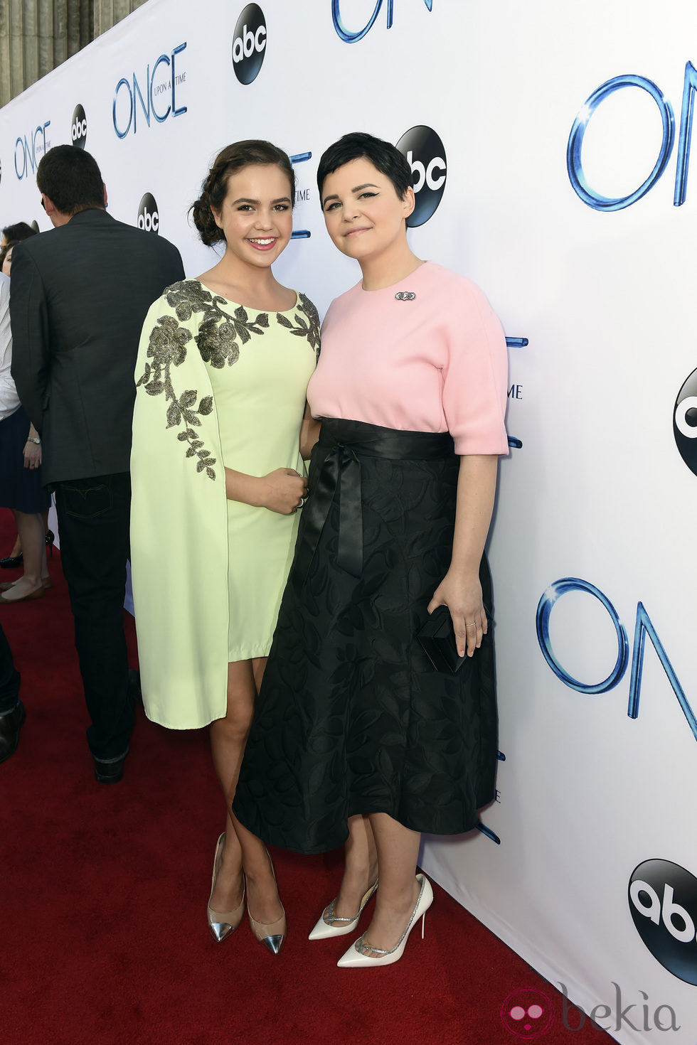 Ginnifer Goodwin y Bailee Madison en el estreno de la cuarta temporada de 'Once Upon a Time'