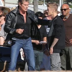 Justin Bieber y David Hasselhoff en Venice Beach, California