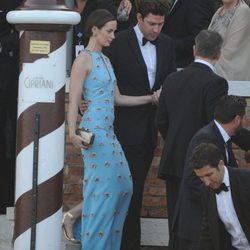 Emily Blunt y John Krasinski en la boda de George Clooney y Amal Alamuddin