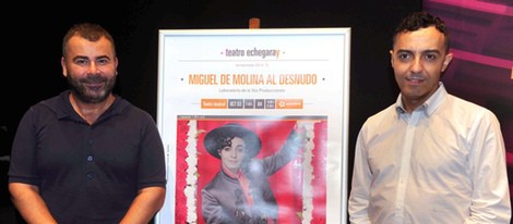 Jorge Javier Vázquez y Ángel Ruiz presentan la obra teatral 'Miguel de Molina al desnudo'