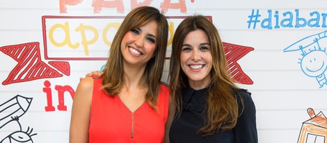 Sandra Sabatés y Raquel Sánchez Silva en la presentación del Día de la Banderita 2014