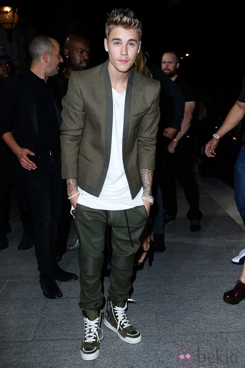 Justin Bieber en una fiesta organizada en el marco de la Paris Fashion Week