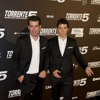 Manel Fuentes y Arturo Valls en el estreno de 'Torrente 5: Operación Eurovegas'