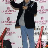 Carlos Sobera recogiendo su galardón en los Premios La Pesquera 2014