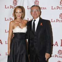 Juan Ramón Lucas y Sandra Ibarra en la entrega de los Premios La Pesquera 2014