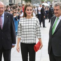 La Reina Letizia en su primer Día de la Banderita como Reina de España