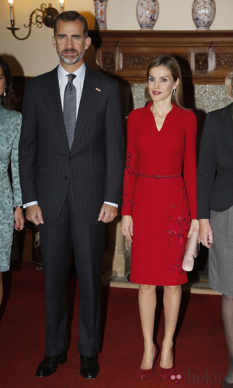 Los Reyes Felipe y Letizia visitan el Senado en su primer viaje a Holanda como Reyes