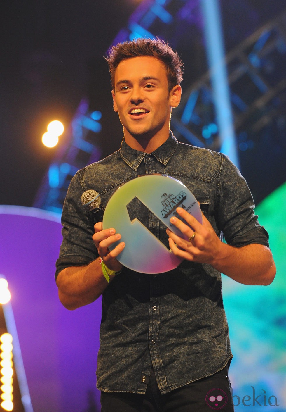 Tom Daley en los Teen Awards 2014