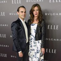 Inés Sainz y el diseñador Ion Fiz en los  Elle Style Awards 2014