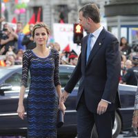 Los Reyes Felipe y Letizia a su llegada a la entrega de los Premios Príncipe de Asturias 2014