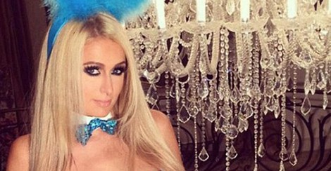 Paris Hilton celebrando Halloween en Beverly Hills